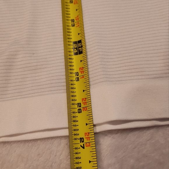 Lululemon Athletic Tank Top (NO SIZE TAG, SEE MEASUREMENTS) - Picture 10 of 10